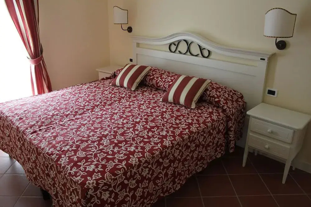 Villa Rosella Resort