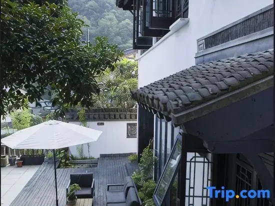 Jiashu Yunshe Hostel