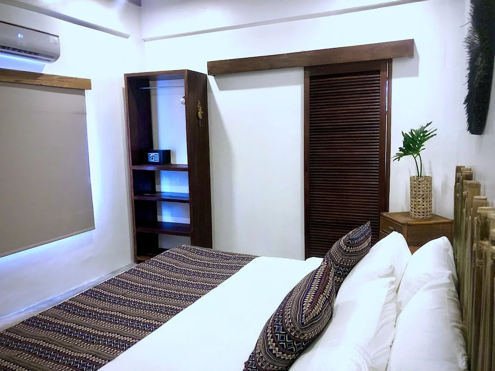 Yumi Villas Port Barton