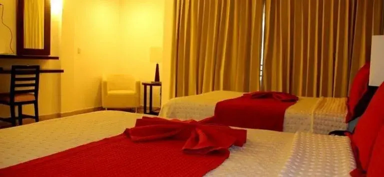 Rim Mountain Hotel