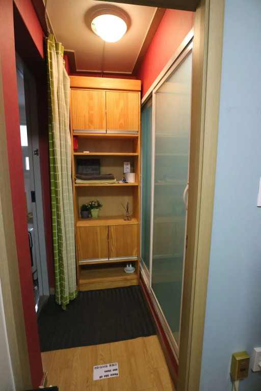 One Minute Guesthouse