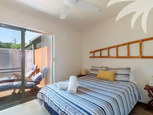 Aqua Apartment 3