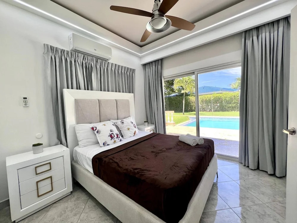 Casa Linda 756 - 5br Modern Villa In Sosua!