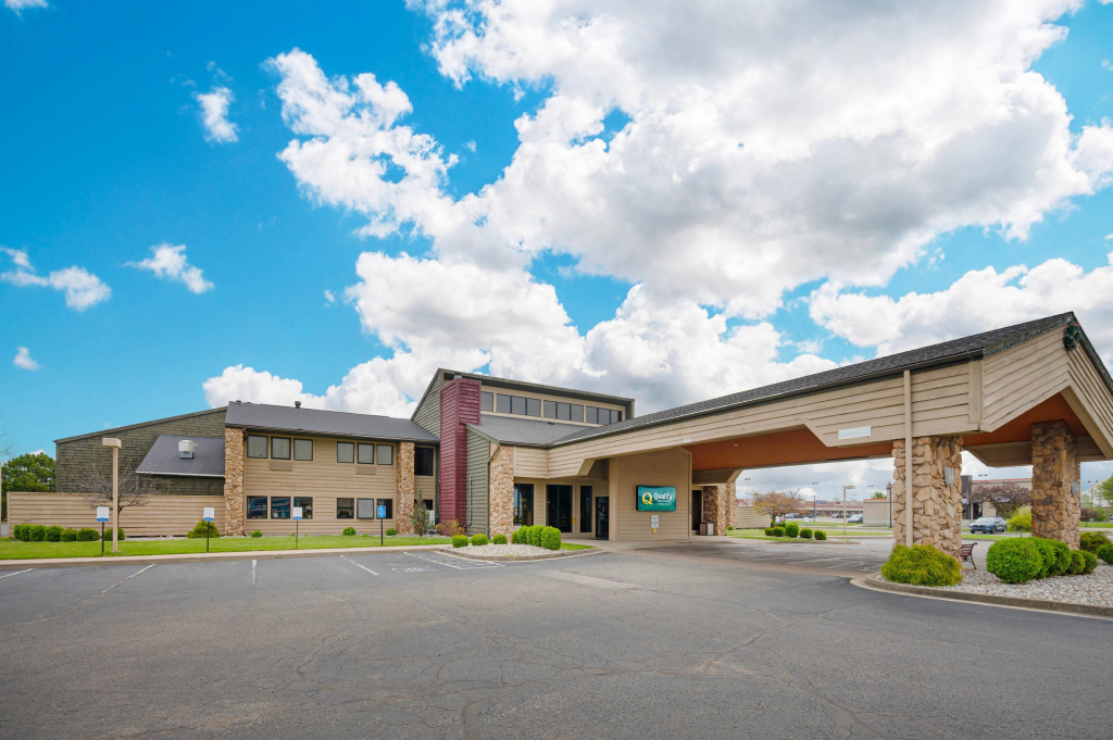 Quality Inn & Suites Goshen