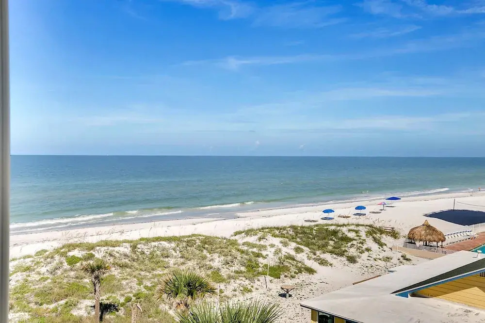 Contemporary 3br/3.5ba W/ Gulf View, Walk To Beach 3 Bedroom Home