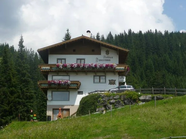 Pension Panorama Warth