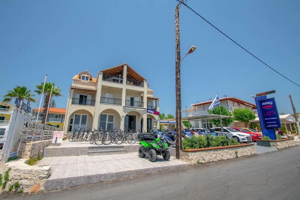 George Beachfront Apartments