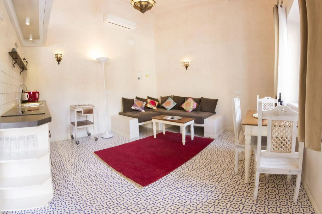 Apartamentos La Residencia Tarifa