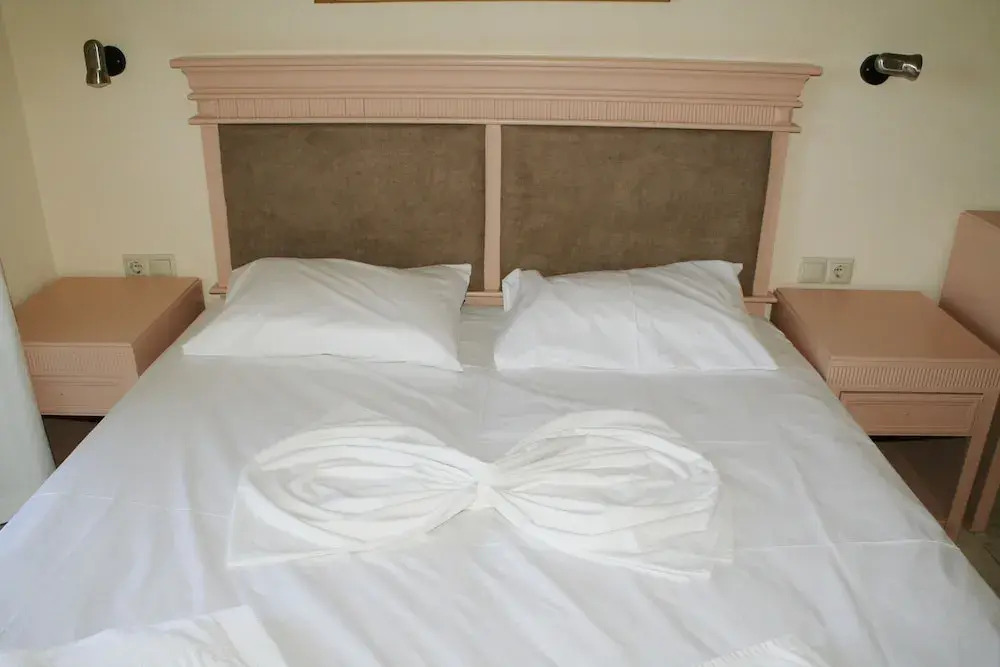 Flisvos Rooms