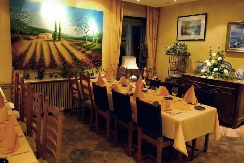Les Tilleuls Hotel