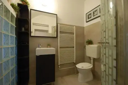 A&A Studio Apartments