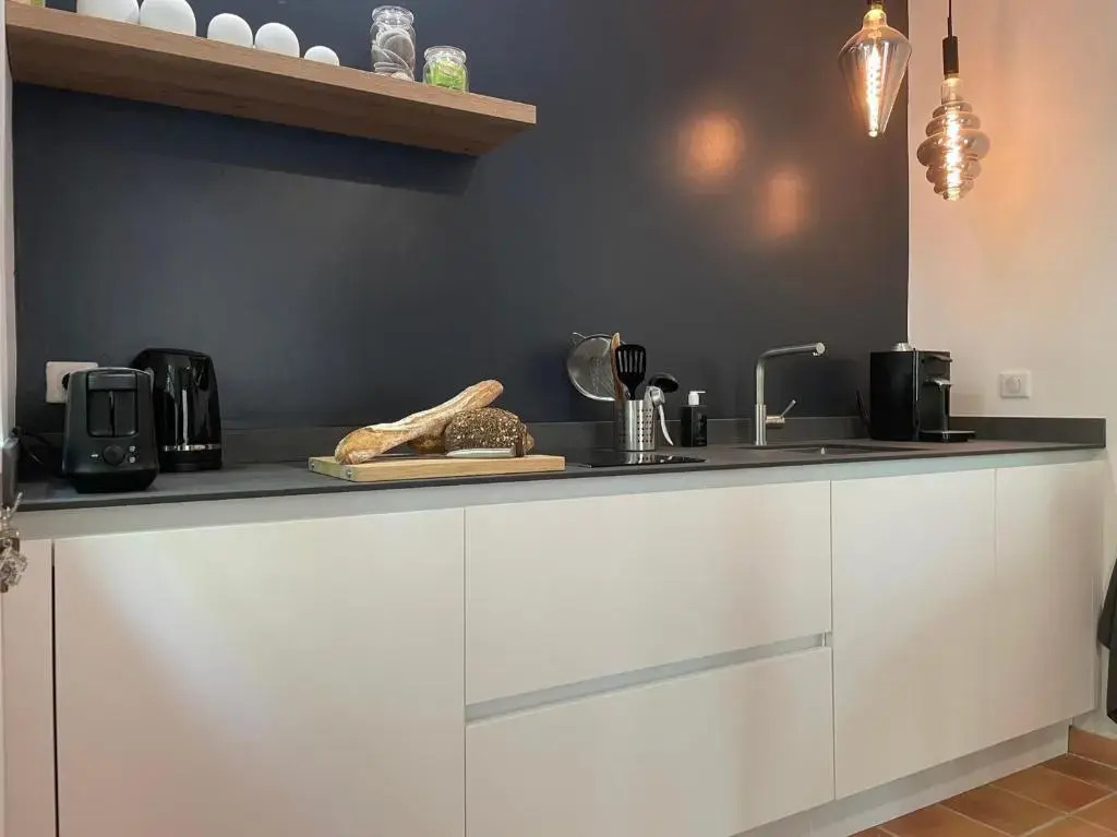 Garden house Cote d’Azur close to mountain and sea