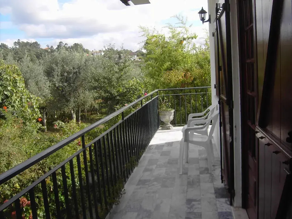 Villa With 4 Bedrooms in Ponte de Lima, With Wonderful Mountain View,