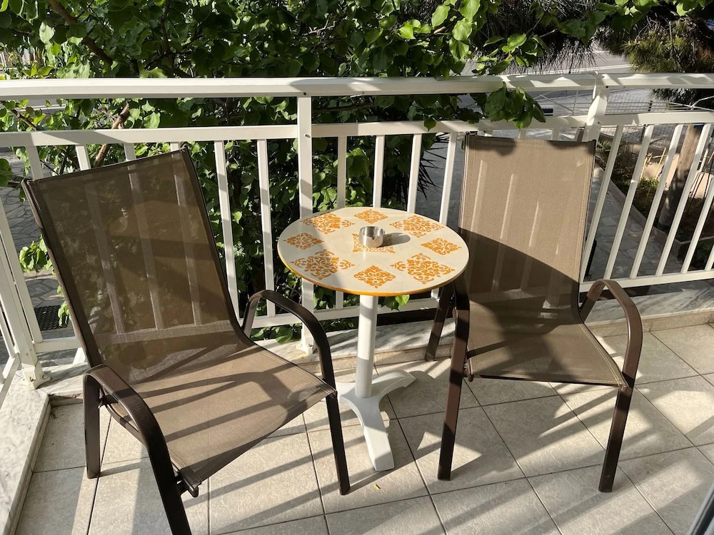 Room-beautiful Bedroom for 4 People in L