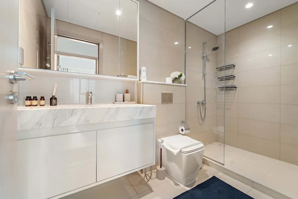 Silkhaus Luxurious 1BR Downtown Burj Royale