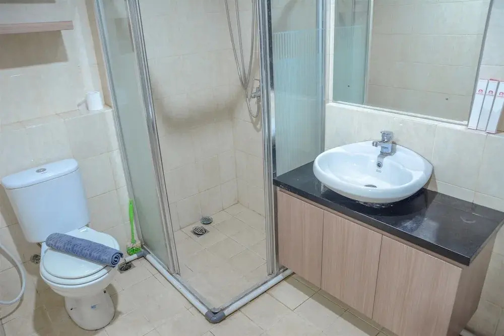 Strategic Location 2 Bedroom The Wave By Travelio
