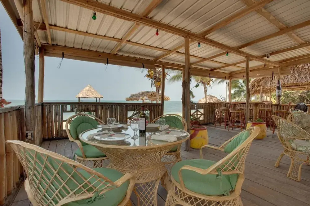 Beaches And Dreams Boutique Hotel
