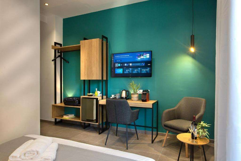 MARE FUORI ROOMS