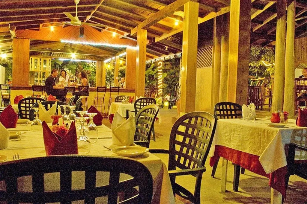 Sunrise Club Hotel