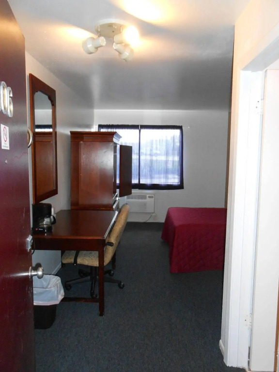 Midway Inn