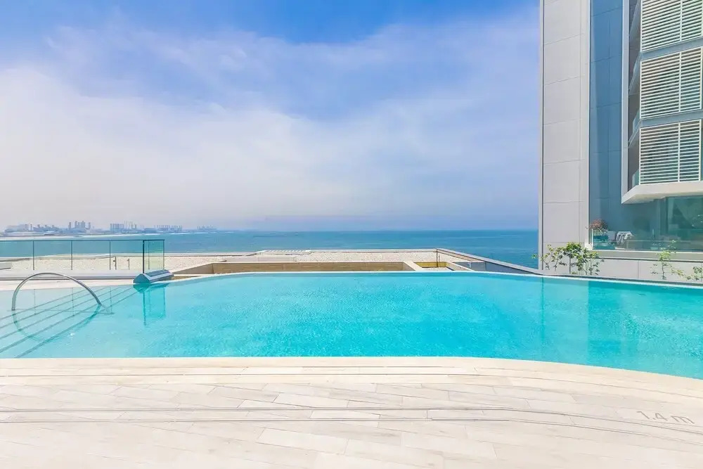 DHH Bluewater Island Building 2 Sea View