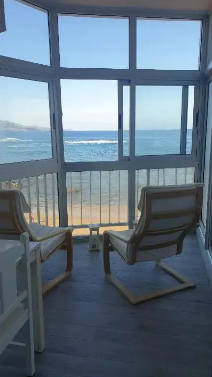 First line new apartment in Las Canteras
