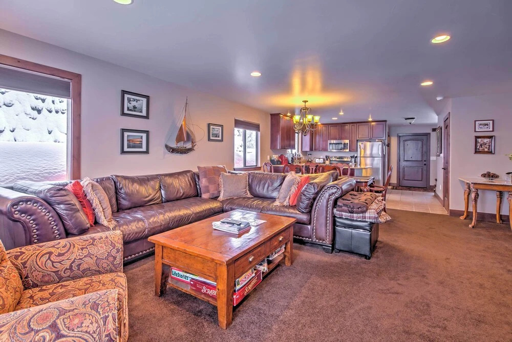 Private Deck & Community Pool: Incline Village Gem