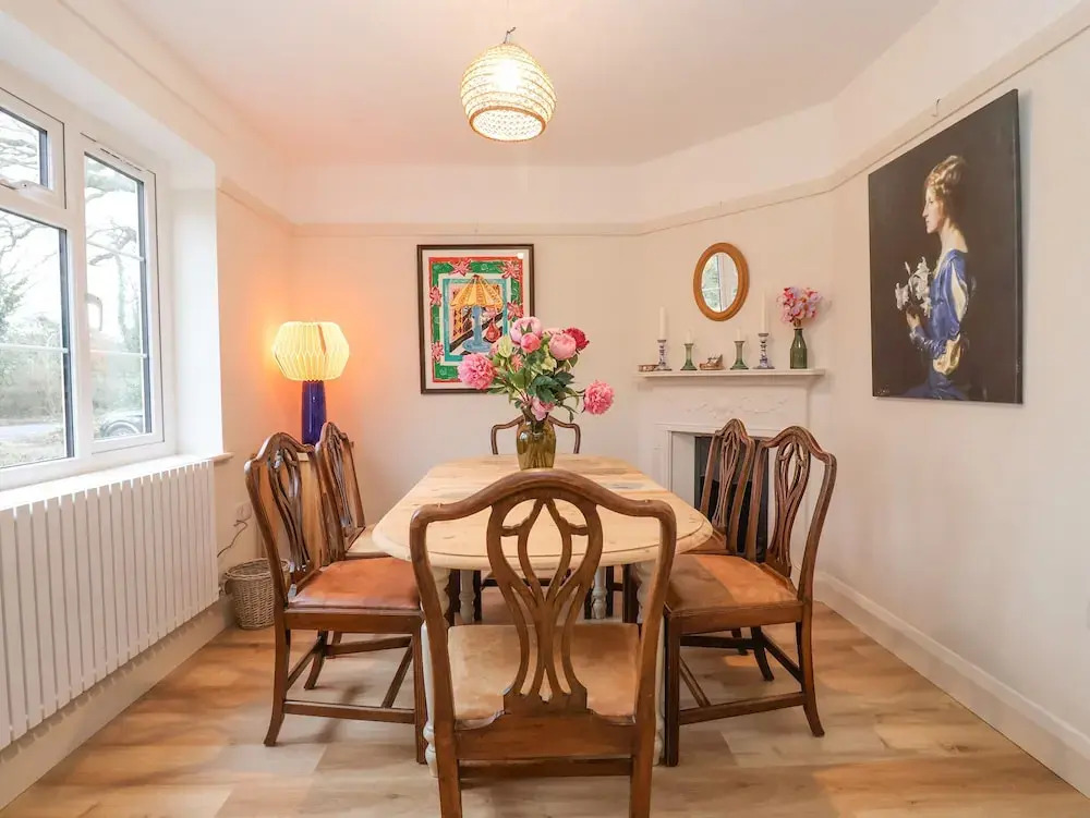 3 Chantry Cottages