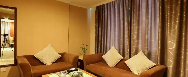 Huatian Century Hotel