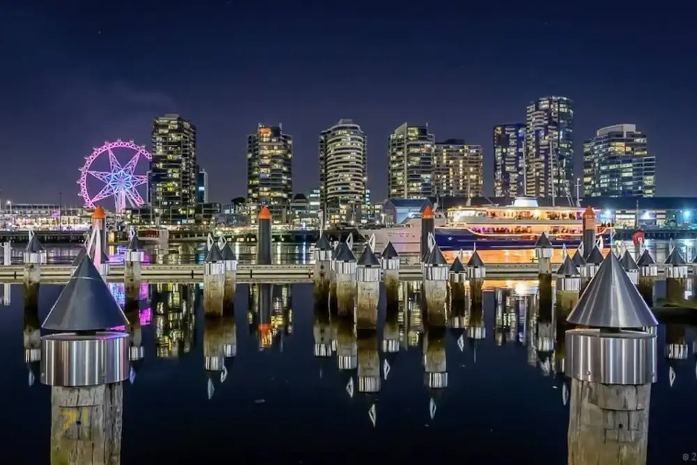 Melbourne City Centre Designer 2bedroom Apt Vme398