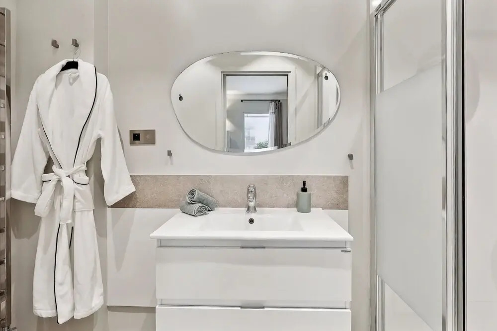 Chic 2BR 2BA near Place des Vosges