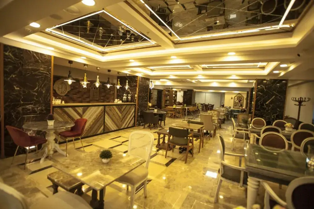 Lion Park Suites & Residence Hotel