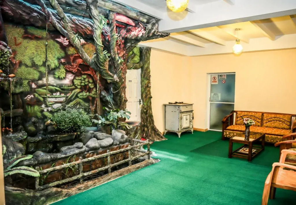 Himawari Hills Hotel and Hostel