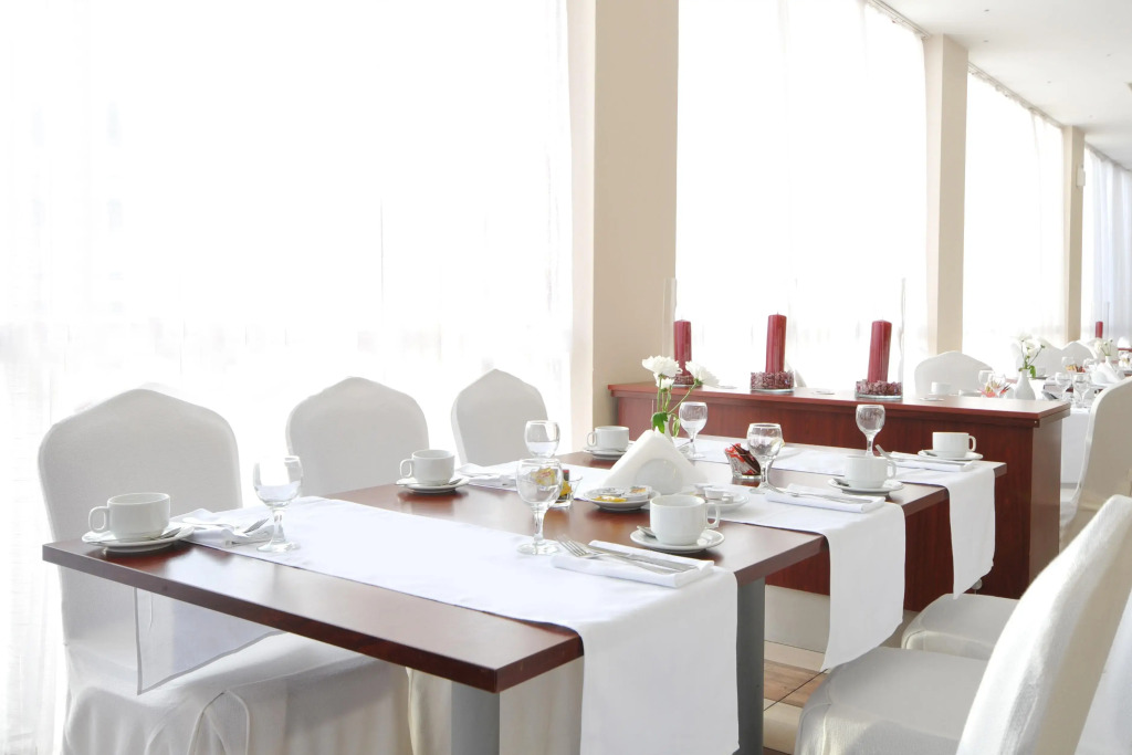 Apollo Spa Resort - All-Inclusive , Indoor & Outdoor Pools & Individual AC in Every Room