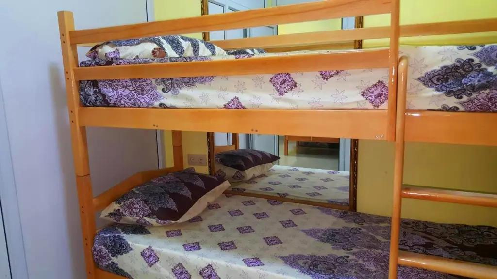 Globus hostel &Tours