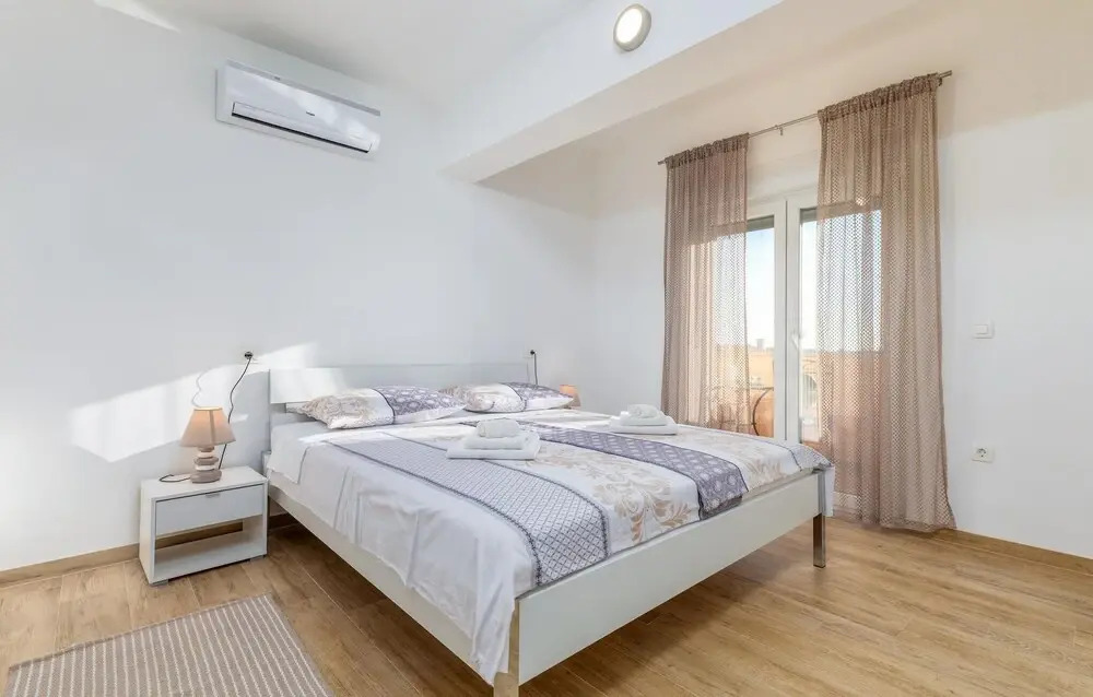 Pet Friendly Home In Sikici