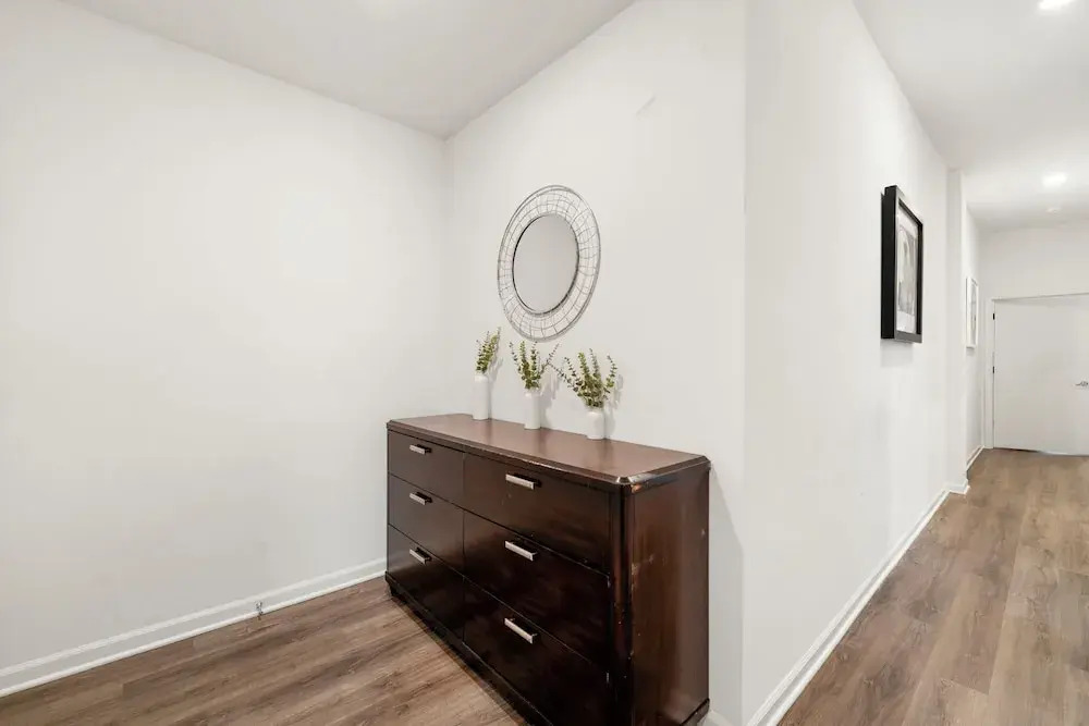Modern 3BR Near McCormick & South Loop