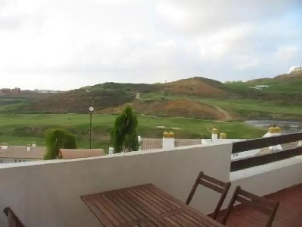 Calanova 100909 2 Bedroom Apartment by Mo Rentals