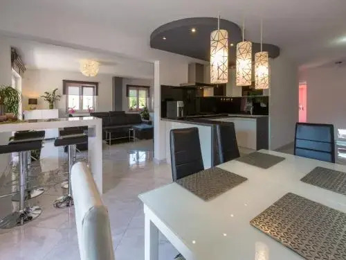 Apartments KETY