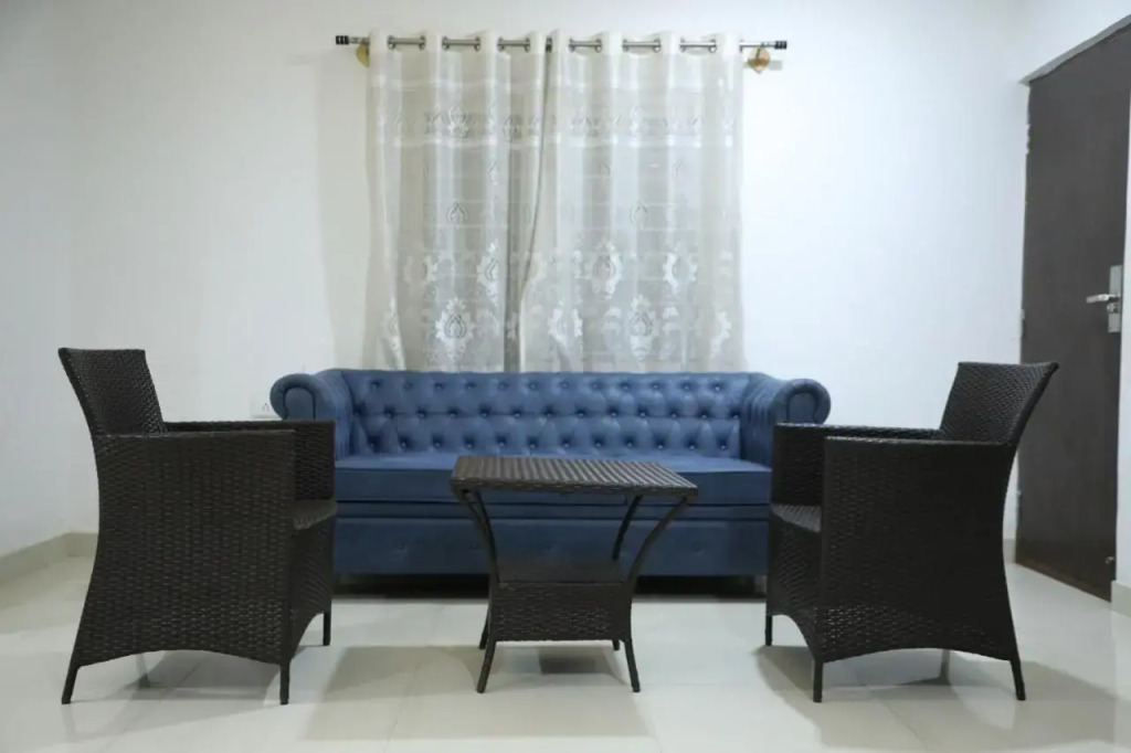 Krishna's Landmark Business Hotel