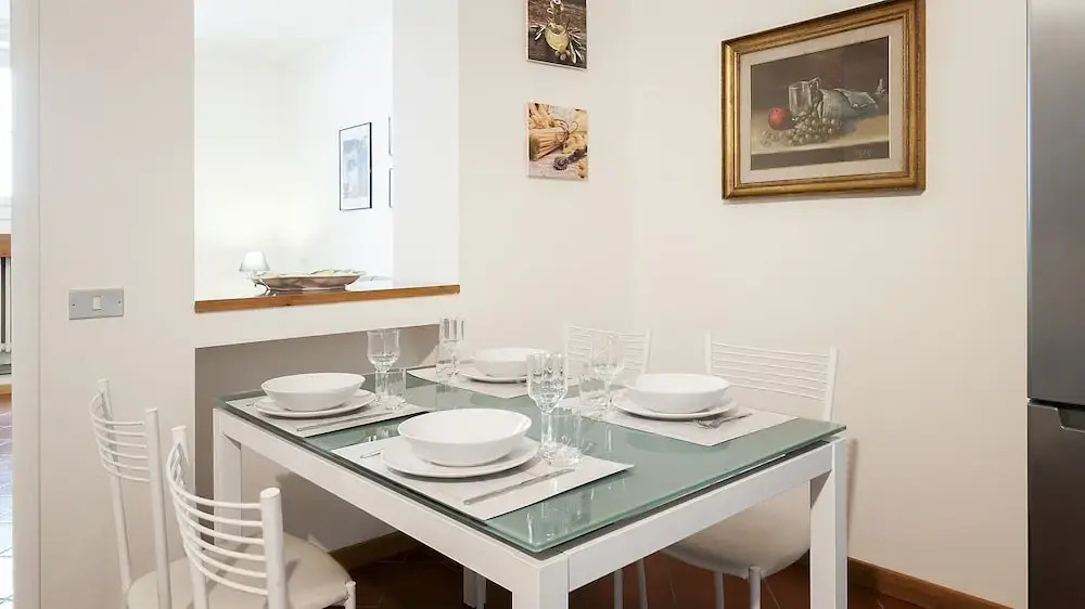 Italianway - Delle Casine 14