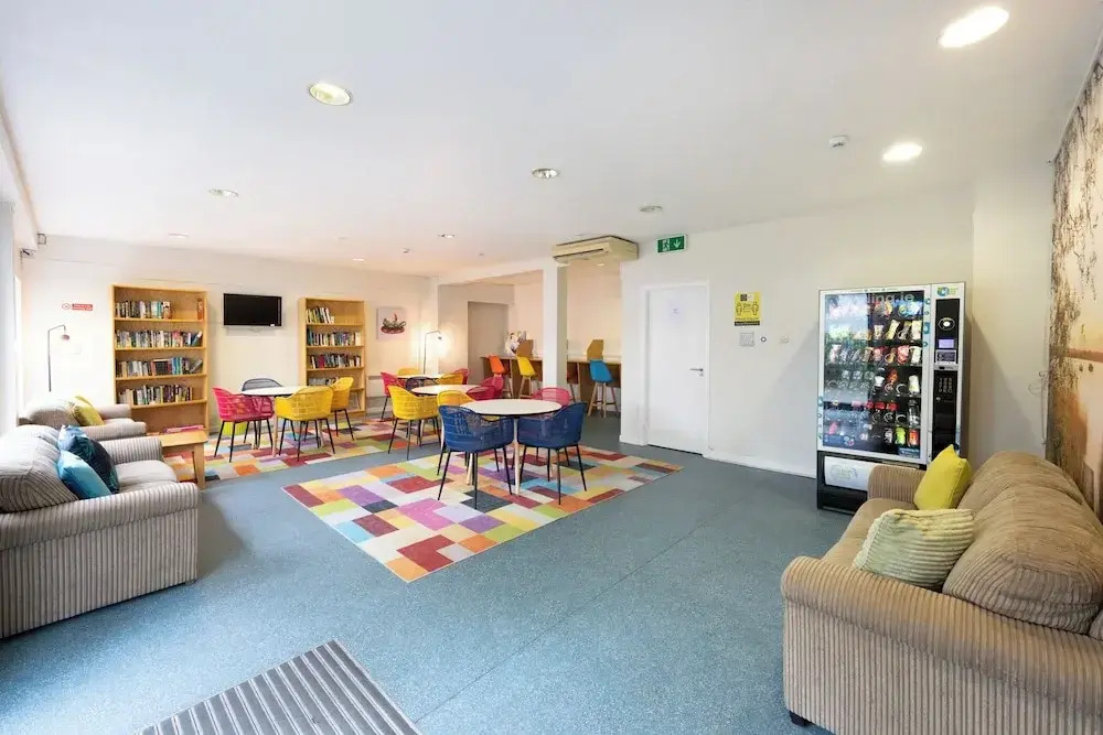 Victoria Lodge - UCC Summer Beds