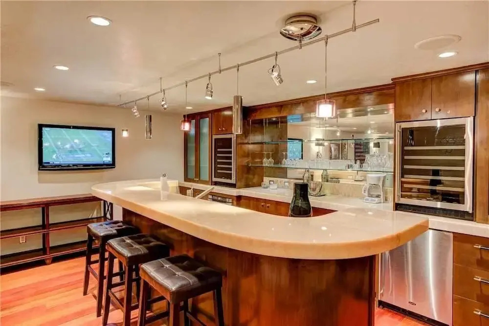 605 Deer Valley Drive 5 Bedroom Townhouse