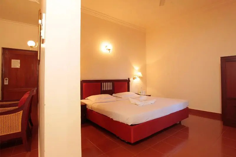 Hotel Silver Crest
