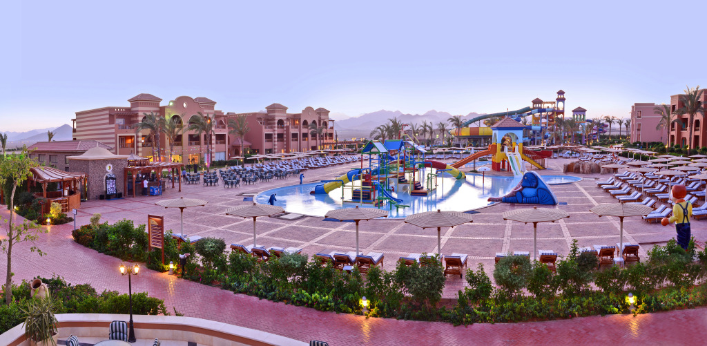 Charmillion Club Aquapark