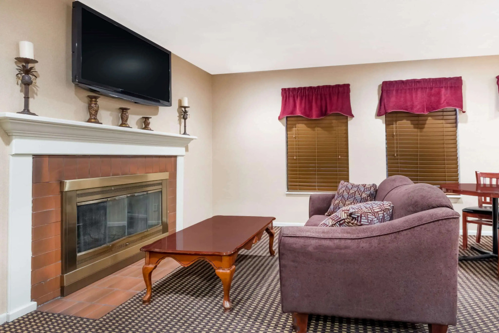 Hawthorn Extended Stay by Wyndham Columbus