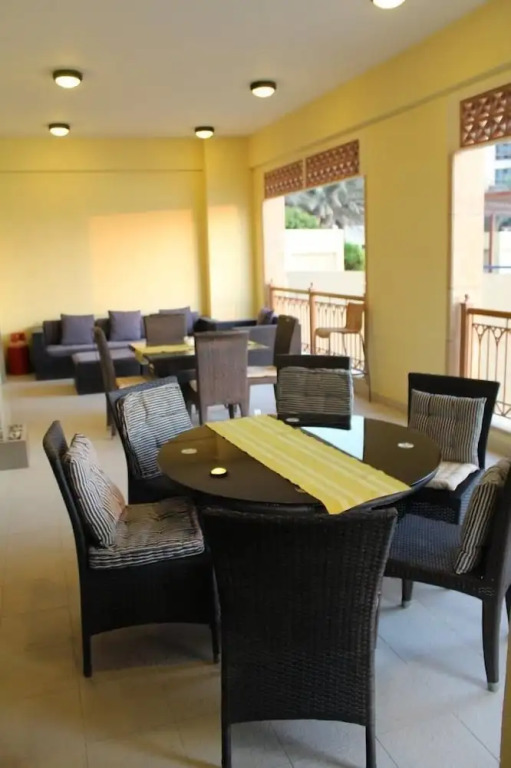 Yanjoon Holiday Homes - Marina Residence