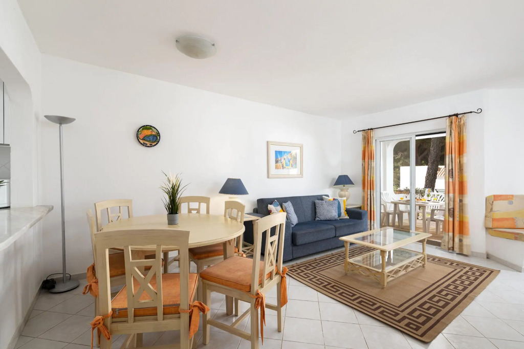 Charming Albufeira Apartment by Ideal Homes