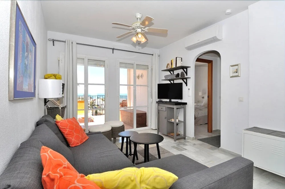 Topfloor Apartment in Las Colinas Ref 52