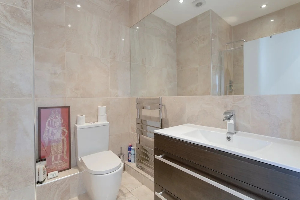 Lovely 1 Bedroom Flat Next to Clapham Common Tube